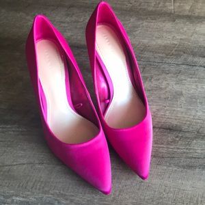 Brand new pair of Zara heels